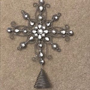 Silver jeweled star tree topper